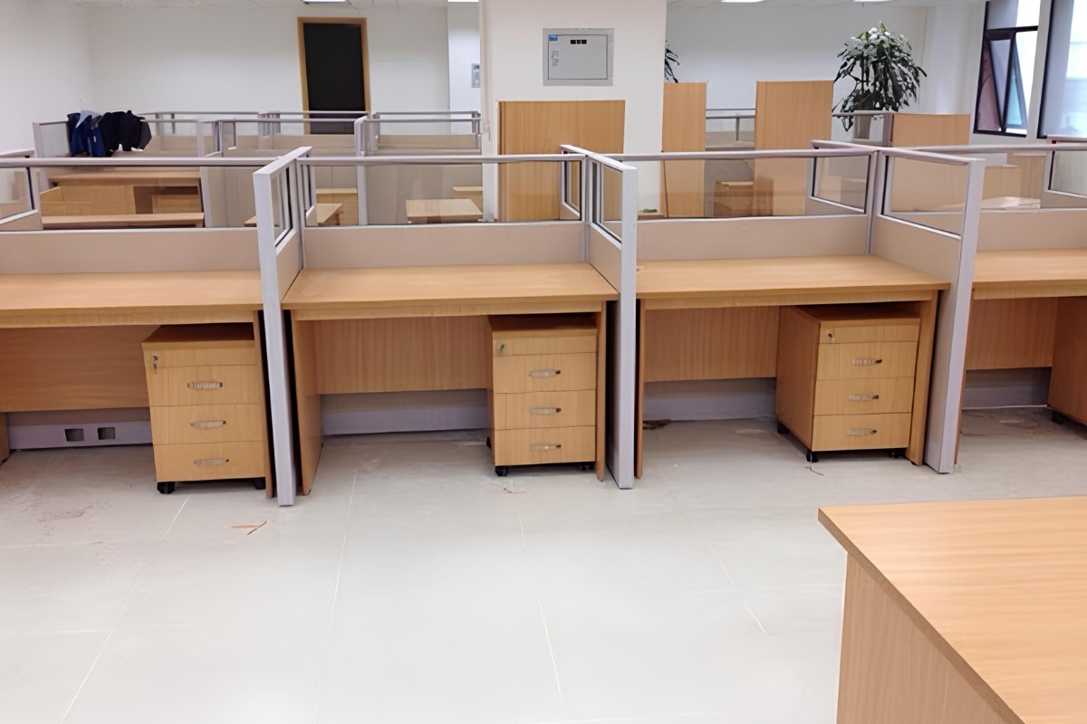 VÁCH NGĂN BÀN LÀM VIỆC CHỐNG ỒN HIỆU QUẢ NHẤT